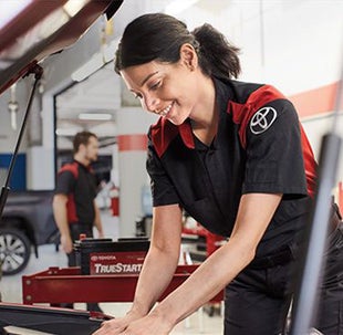 Service Center | Five Star Toyota in Aberdeen WA