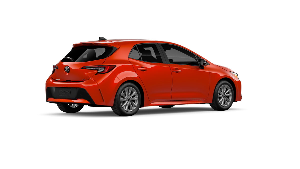 2027 Toyota Corolla Hatchback SE