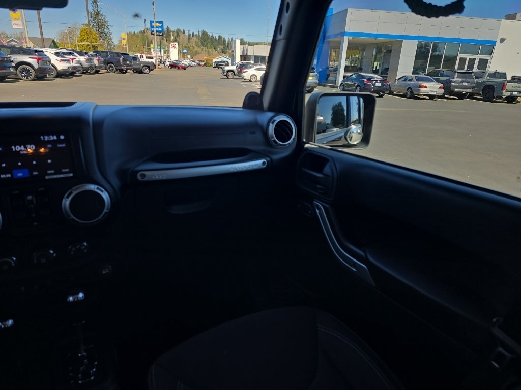 2013 Jeep Wrangler Sahara