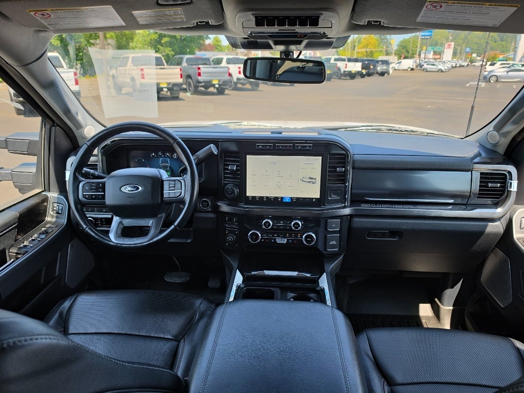 2023 Ford F-350 Super Duty LARIAT