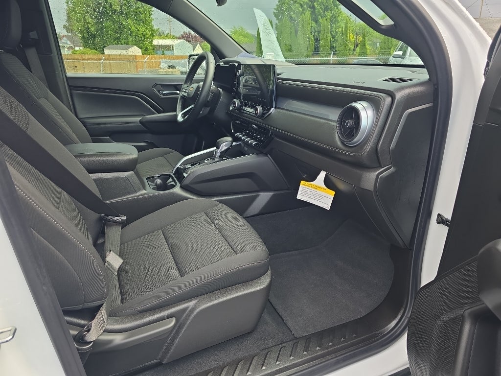 2024 Chevrolet Colorado 4WD LT