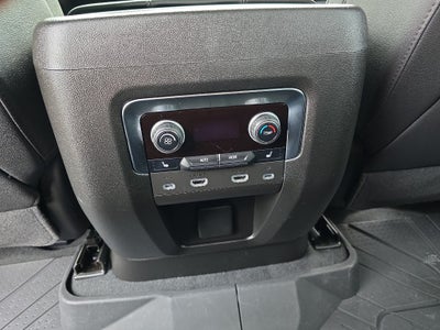 2023 Chevrolet Suburban 1500 Z71