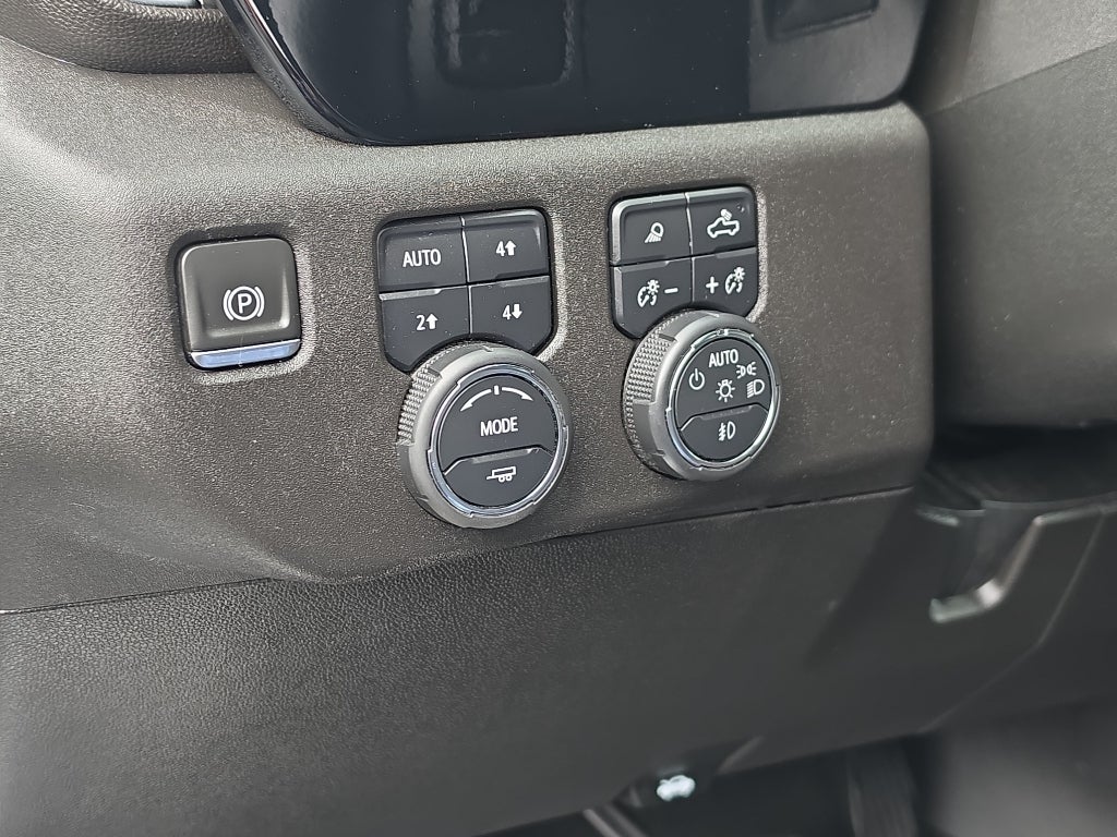 2024 Chevrolet Silverado 3500 LT