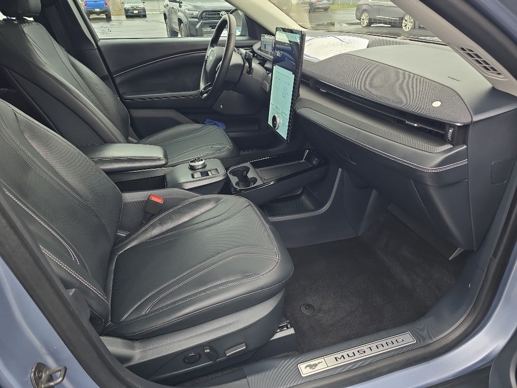 2022 Ford Mustang Mach-E Premium