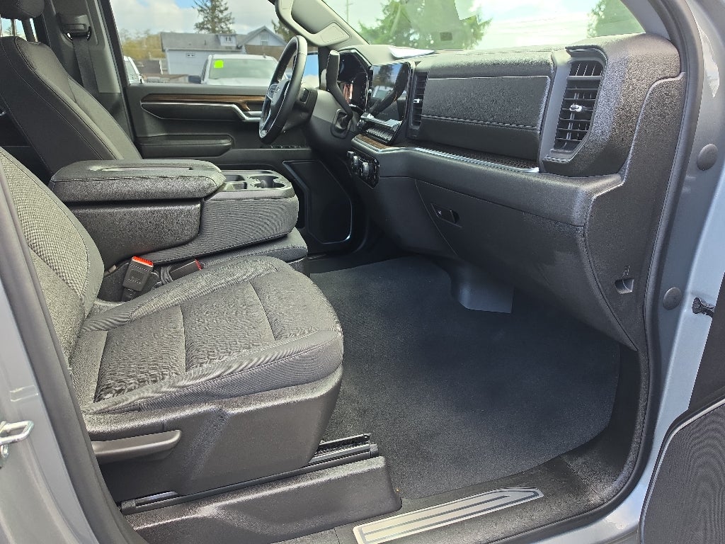 2023 Chevrolet Silverado 1500 RST - Photo 15
