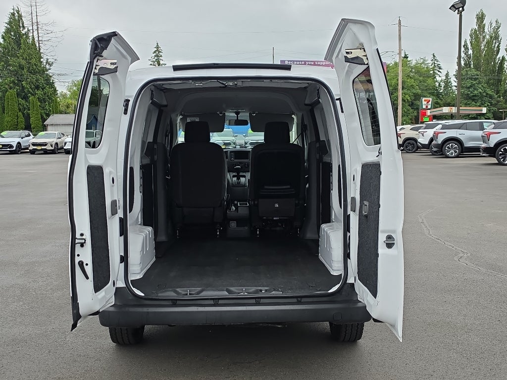 2021 Nissan NV200 S