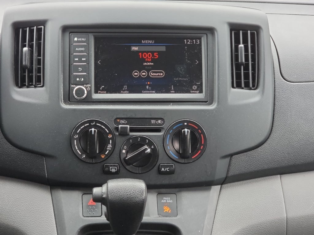 2021 Nissan NV200 S