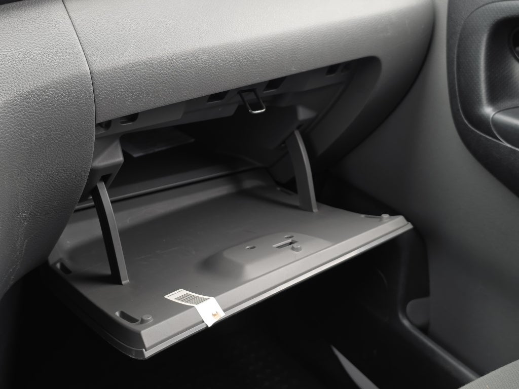 2021 Nissan NV200 S