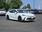 2025 Toyota Camry Hybrid SE