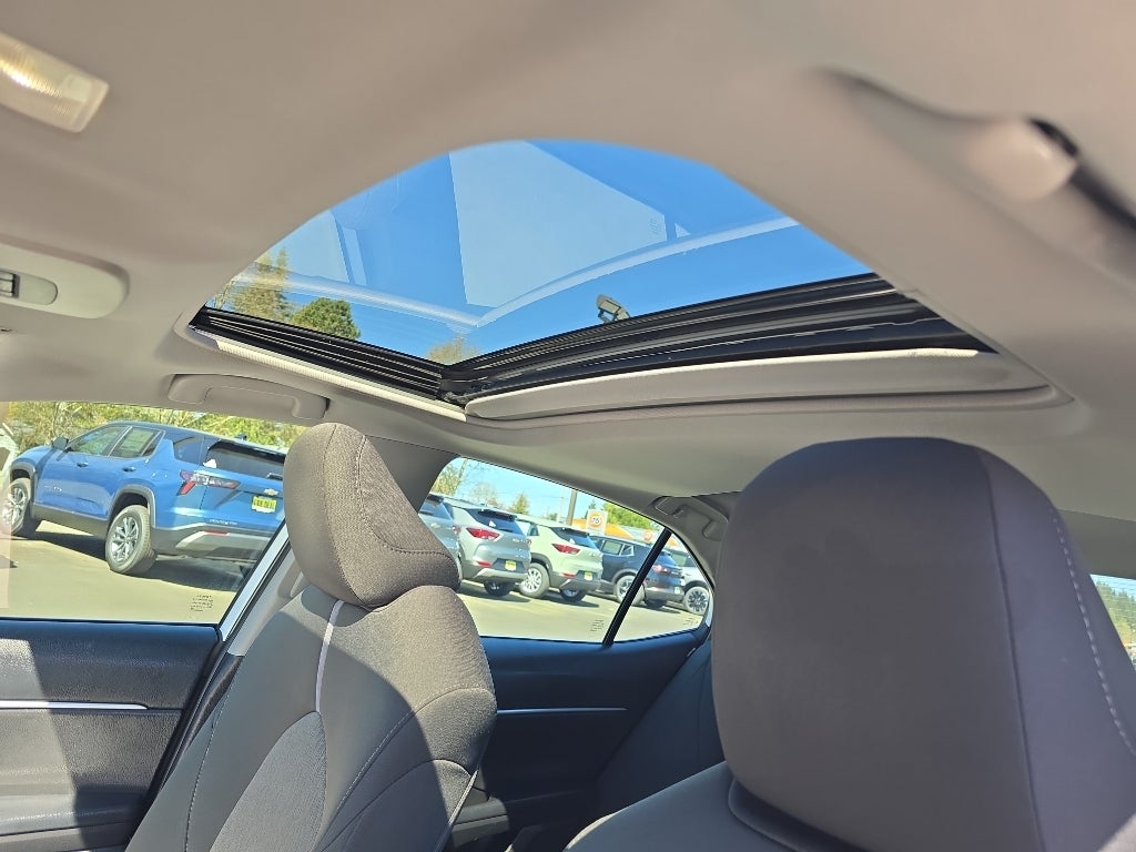 2022 Toyota Camry Hybrid Hybrid LE