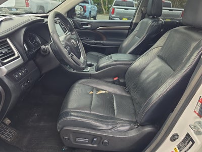 2014 Toyota Highlander Limited Platinum