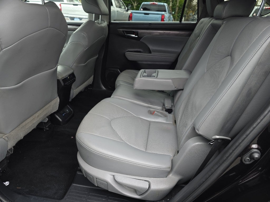 2022 Toyota Highlander Limited