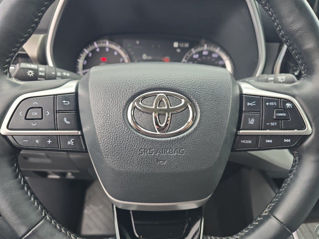 2022 Toyota Highlander Limited