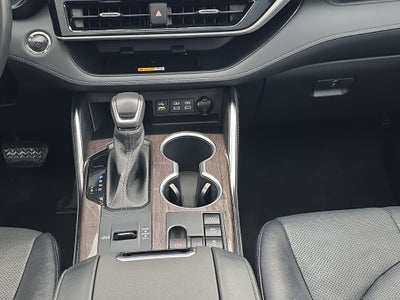 2023 Toyota Highlander Hybrid Hybrid Platinum
