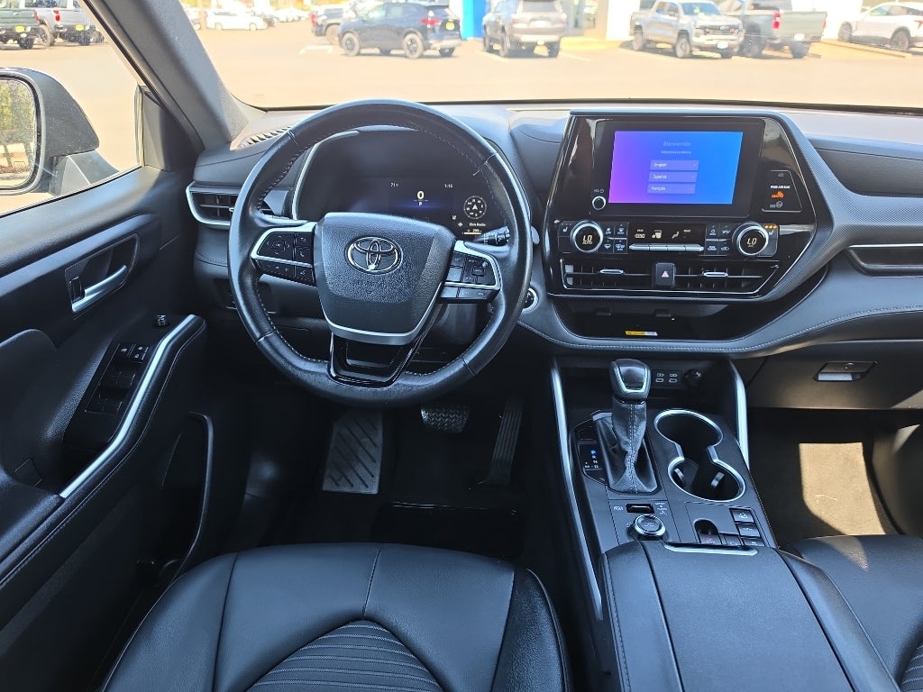 2025 Toyota Highlander XSE