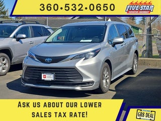 2024 Toyota Sienna LE