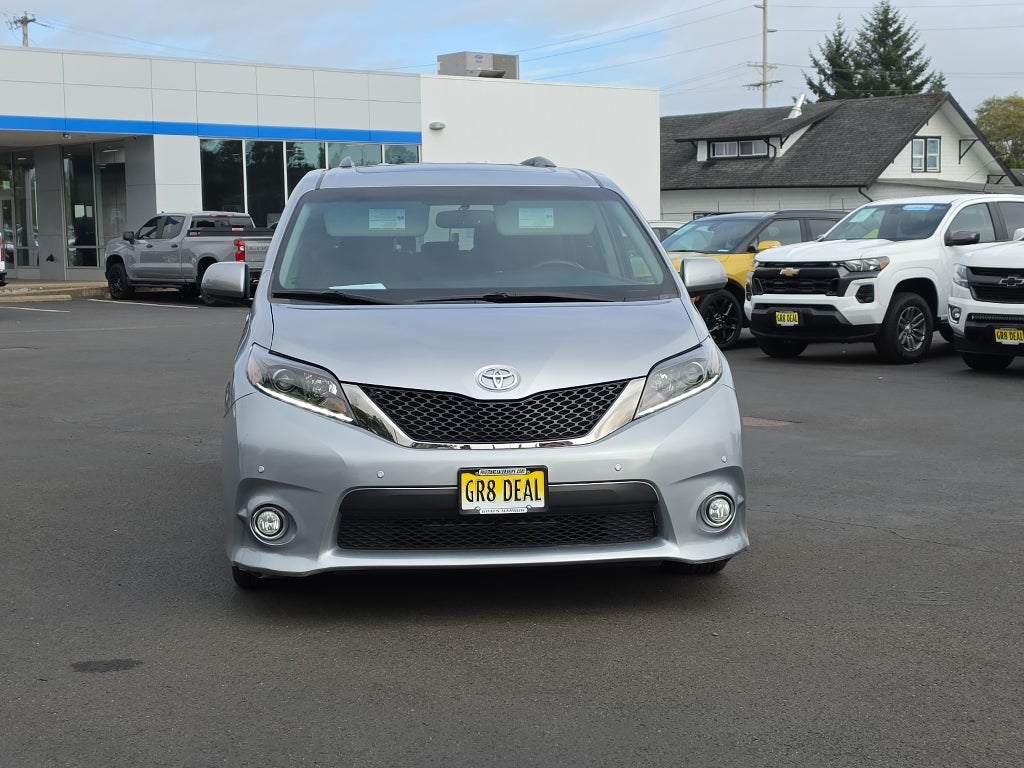 2015 Toyota Sienna SE
