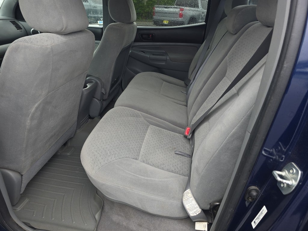 2005 Toyota Tacoma Base V6 (A5)