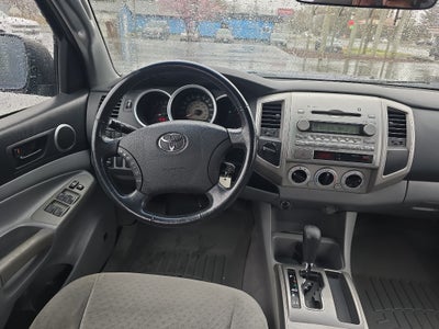 2005 Toyota Tacoma Base V6 (A5)