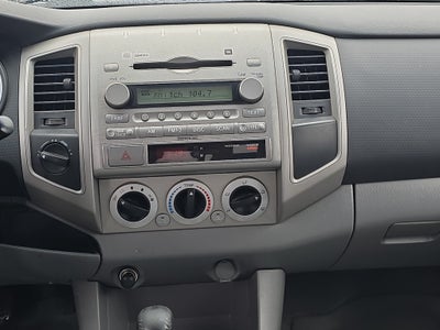 2005 Toyota Tacoma Base V6 (A5)