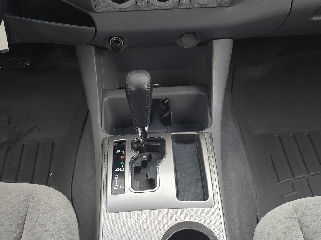 2005 Toyota Tacoma Base V6 (A5)