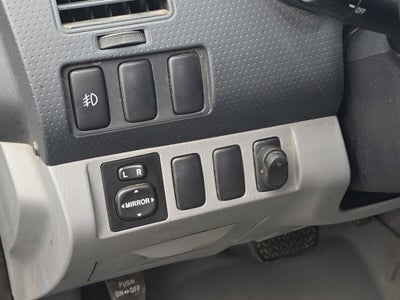 2005 Toyota Tacoma Base V6 (A5)