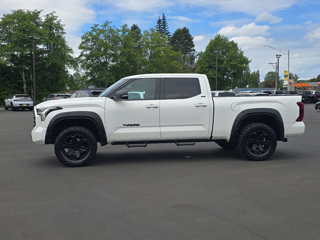 2022 Toyota Tundra Base