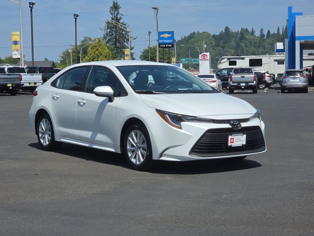 2024 Toyota Corolla LE
