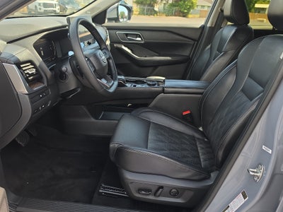2025 Nissan Rogue Platinum Intelligent AWD