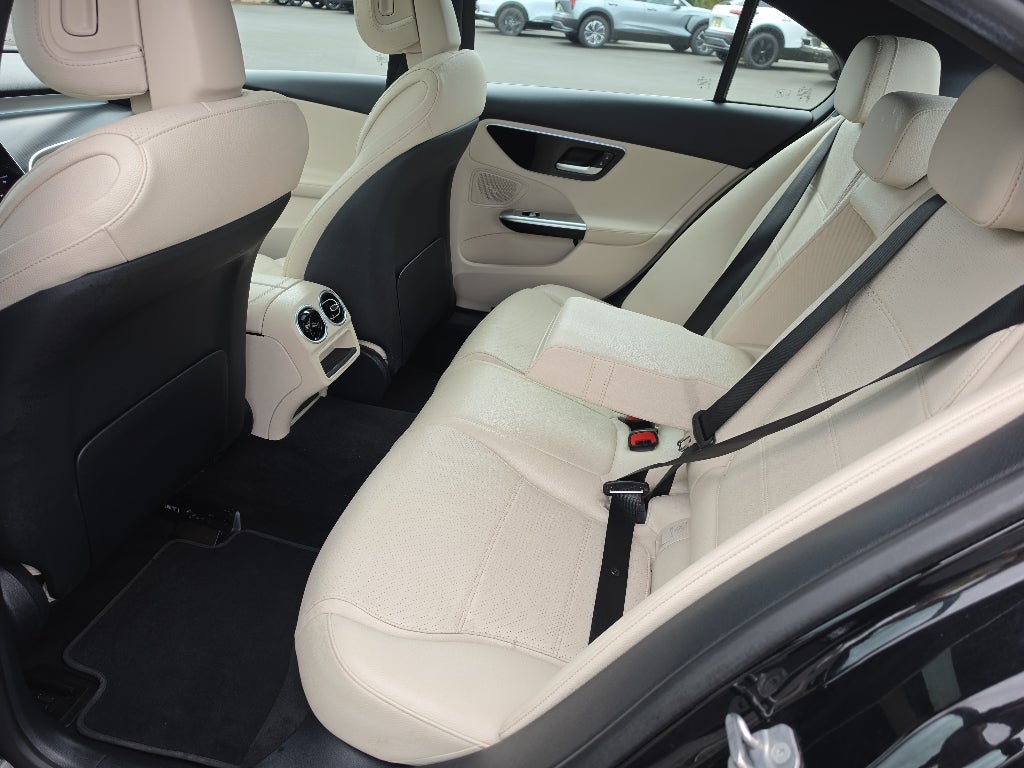 2025 Mercedes-Benz C-Class Sedan C 300 - Photo 18