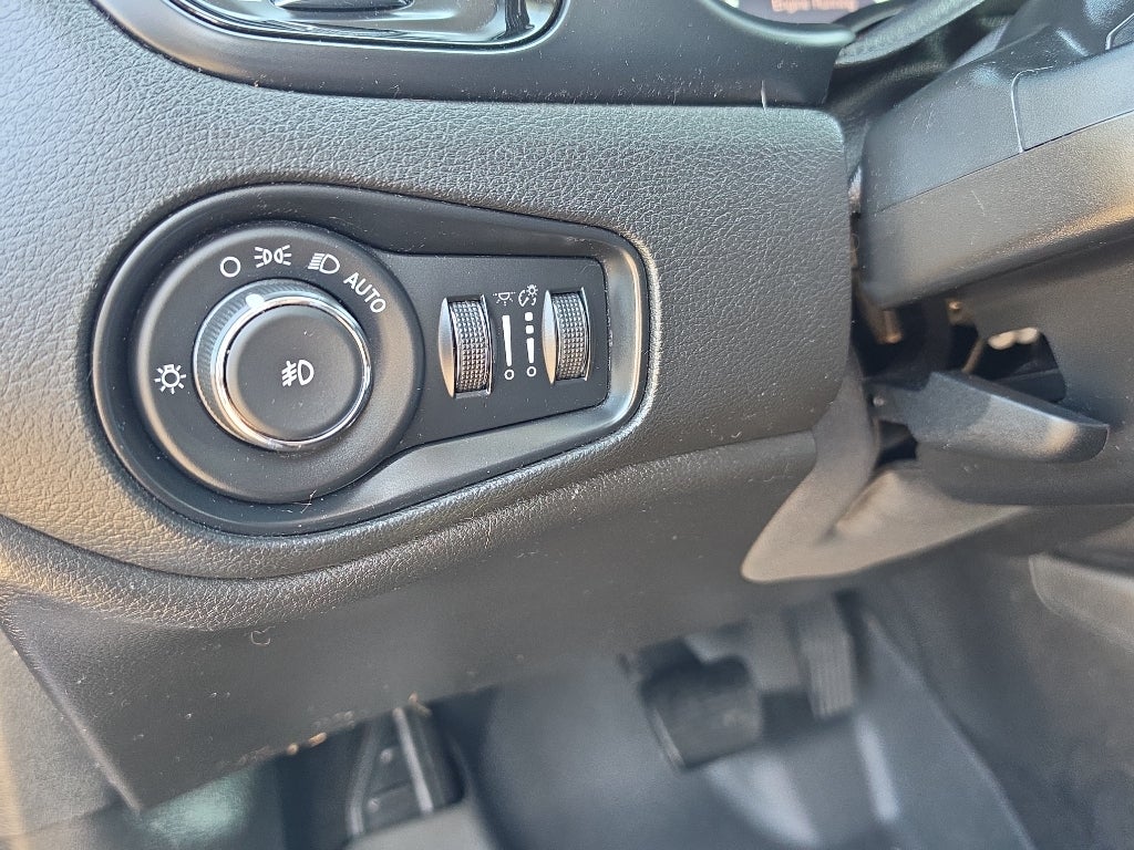2017 Jeep Renegade Altitude
