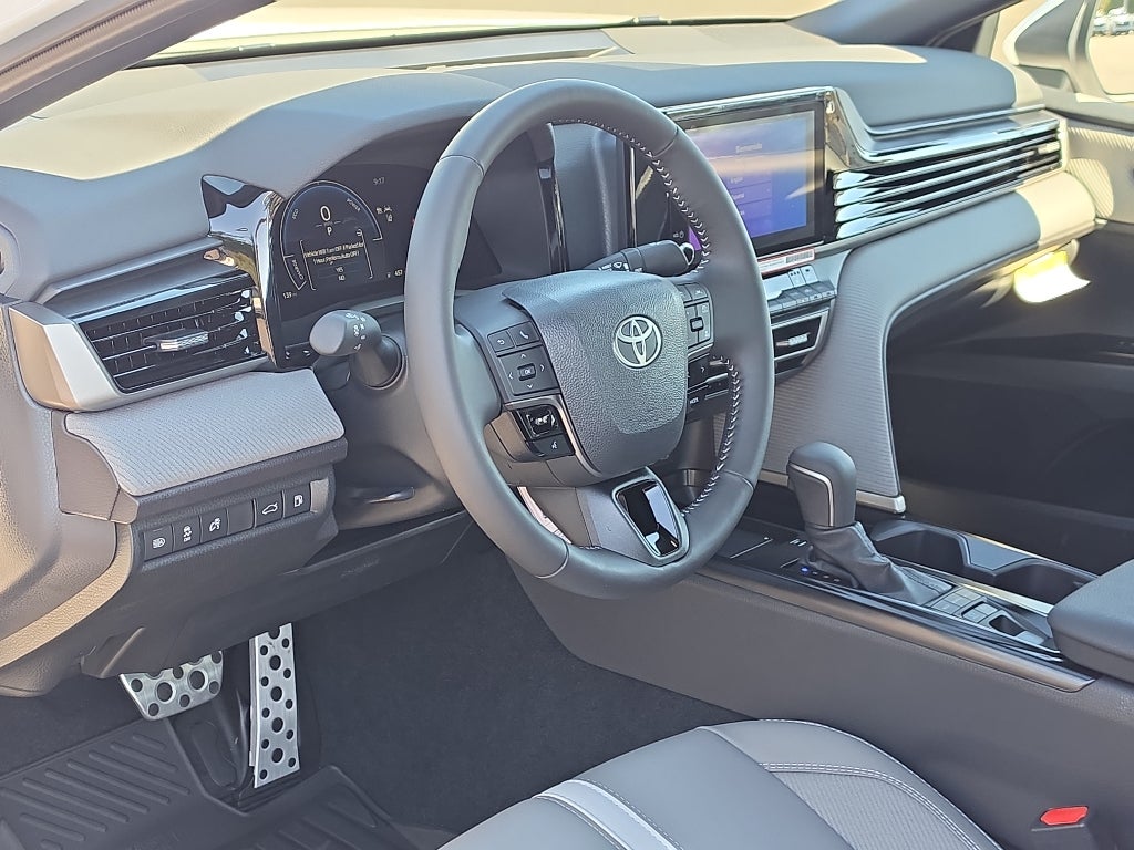 2026 Toyota Camry Hybrid SE