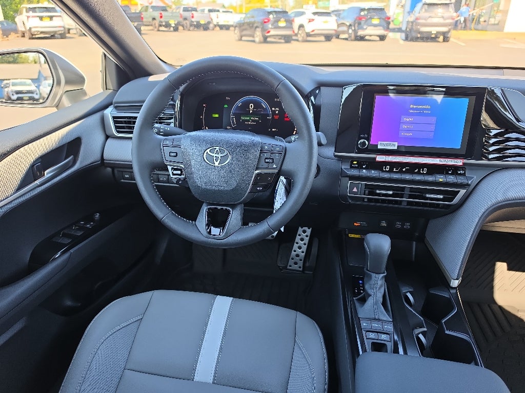 2026 Toyota Camry Hybrid SE
