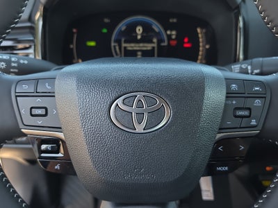 2026 Toyota Camry Hybrid SE