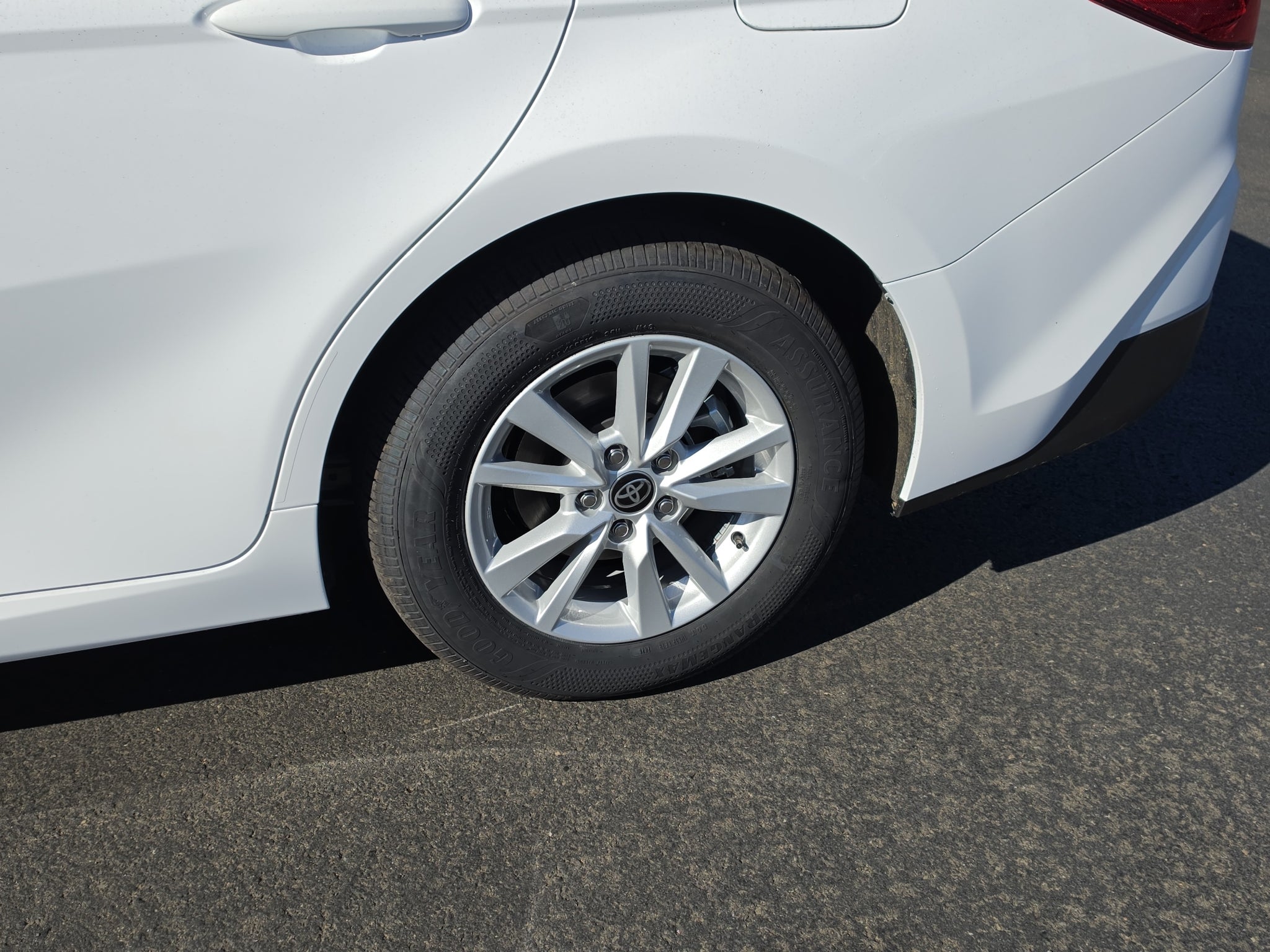 2026 Toyota Camry Hybrid LE