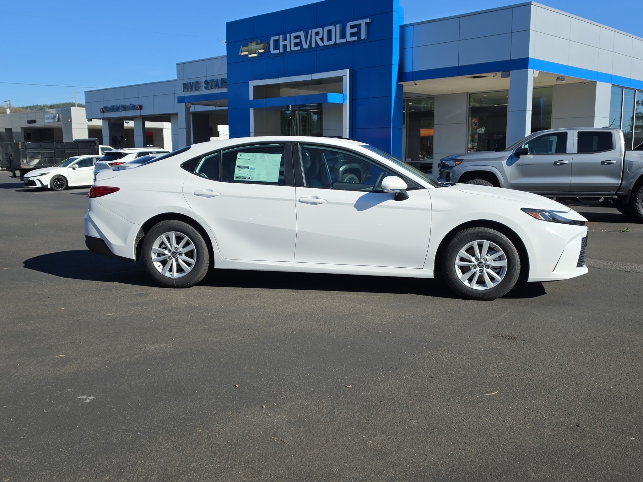 2026 Toyota Camry Hybrid LE