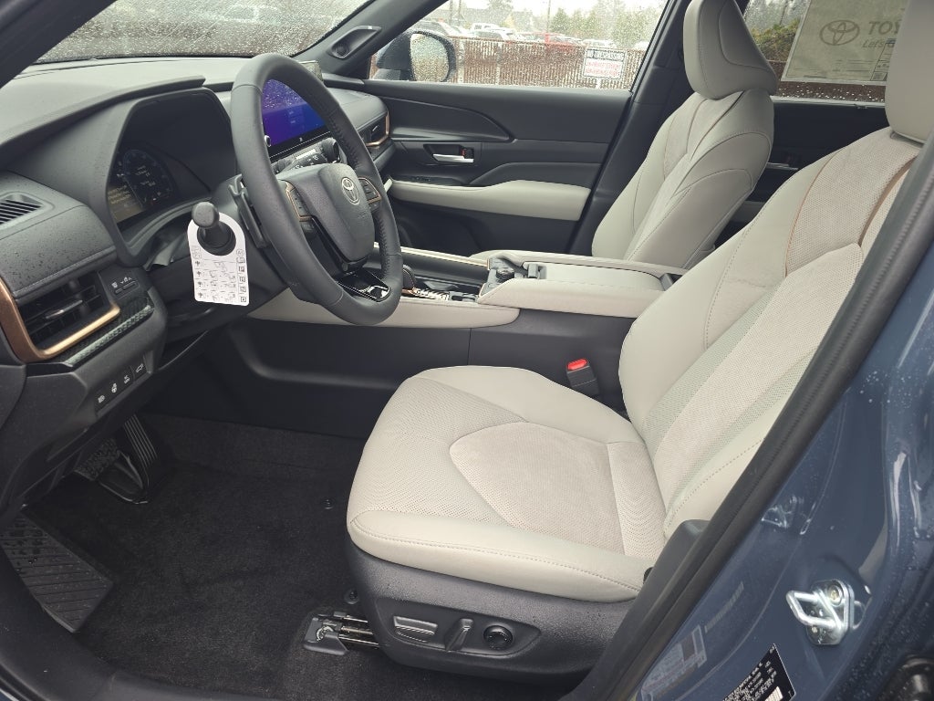 2026 Toyota Grand Highlander Hybrid Hybrid MAX Platinum