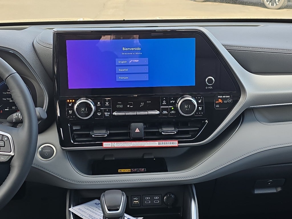 2026 Toyota Highlander Hybrid Hybrid Platinum