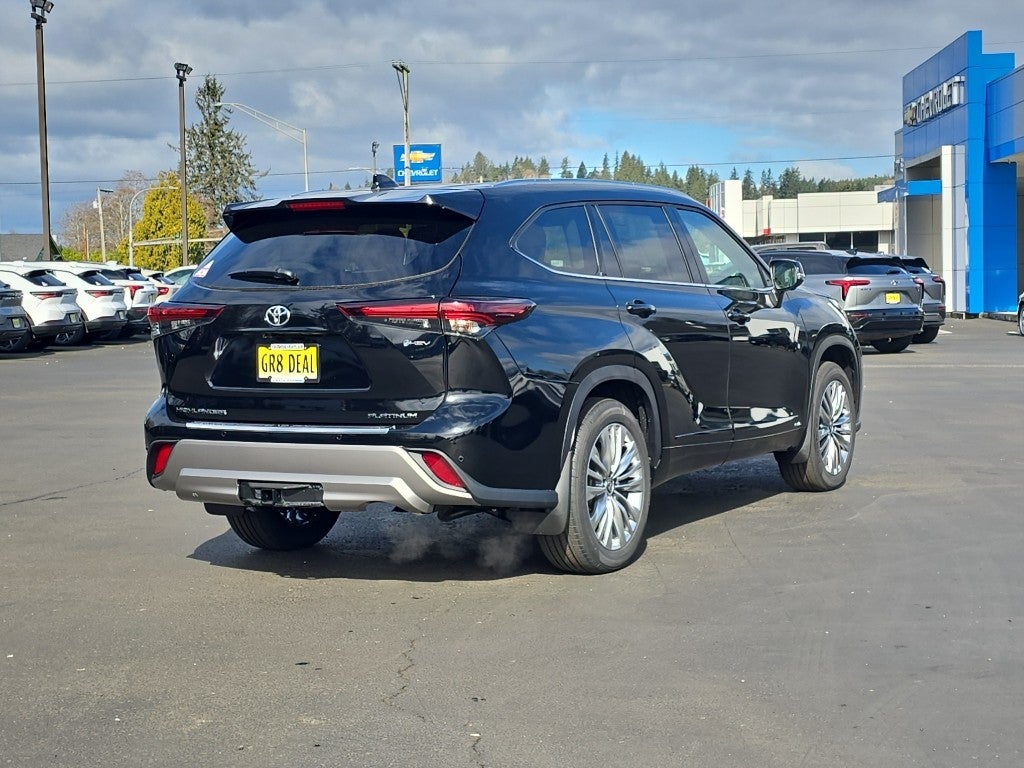 2026 Toyota Highlander Hybrid Hybrid Platinum