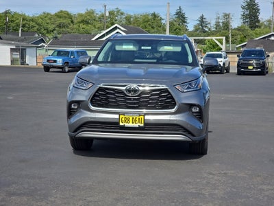 2026 Toyota Highlander Hybrid Hybrid Platinum