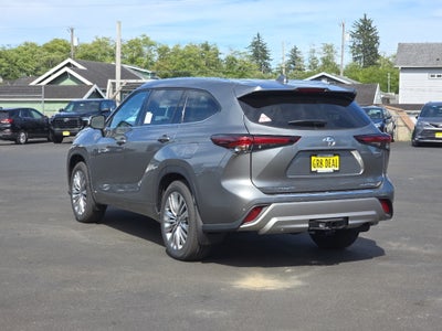 2026 Toyota Highlander Hybrid Hybrid Platinum