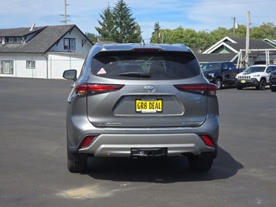 2026 Toyota Highlander Hybrid Hybrid Platinum