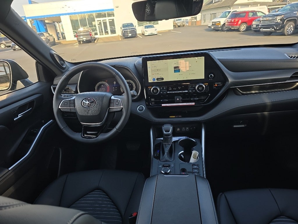 2026 Toyota Highlander XSE