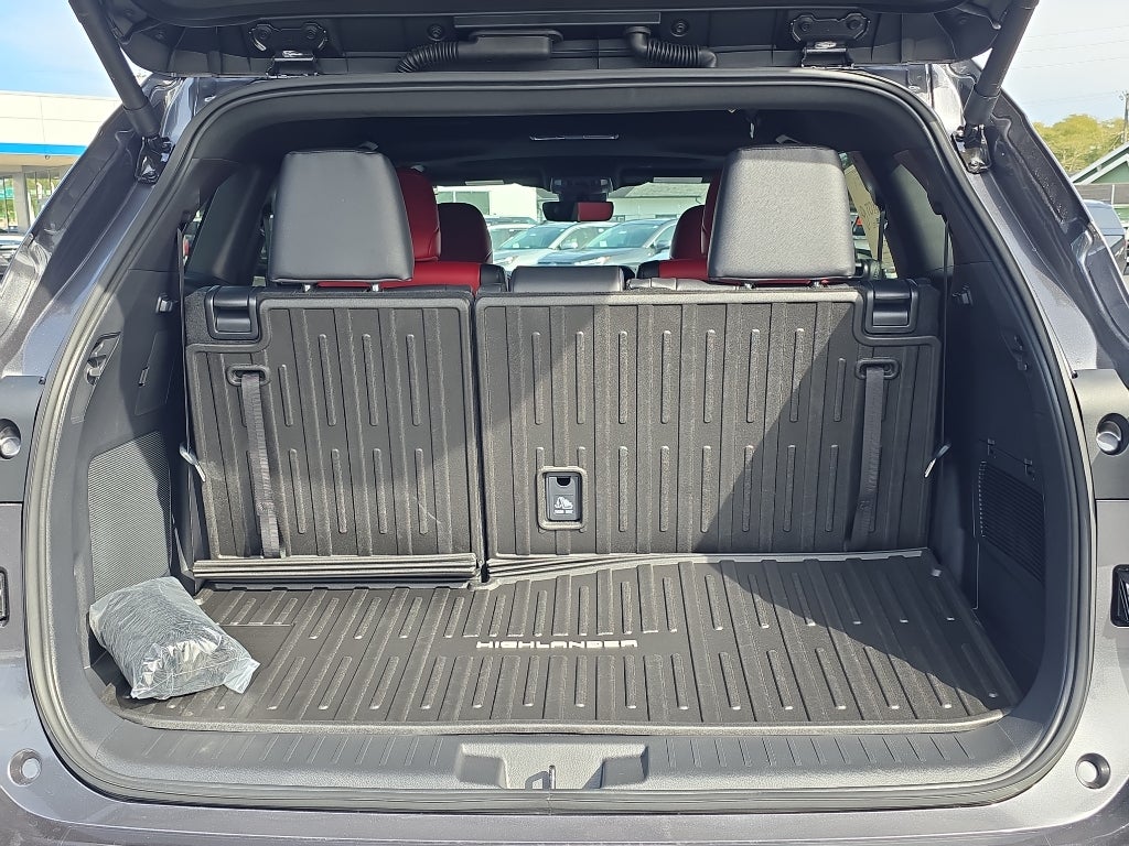 2025 Toyota Highlander XSE