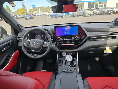 2025 Toyota Highlander XSE