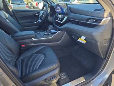 2026 Toyota Highlander XSE