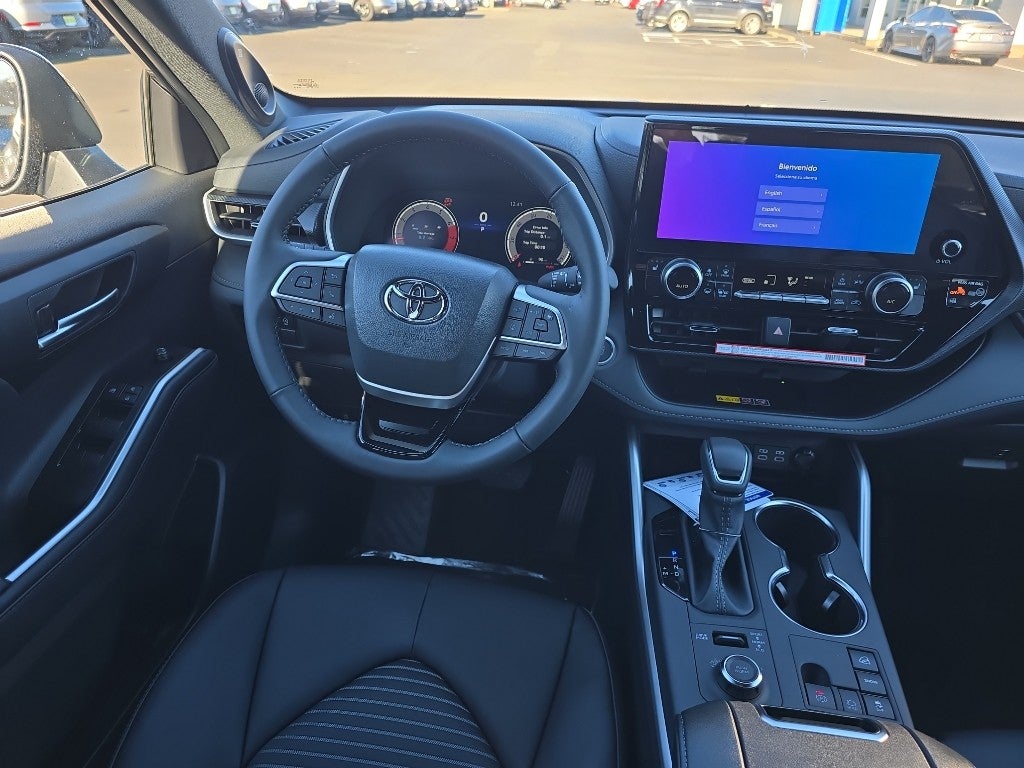2026 Toyota Highlander XSE