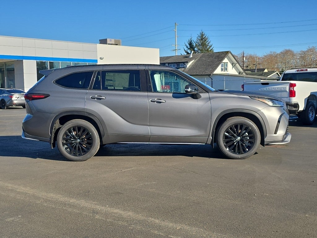 2026 Toyota Highlander XSE