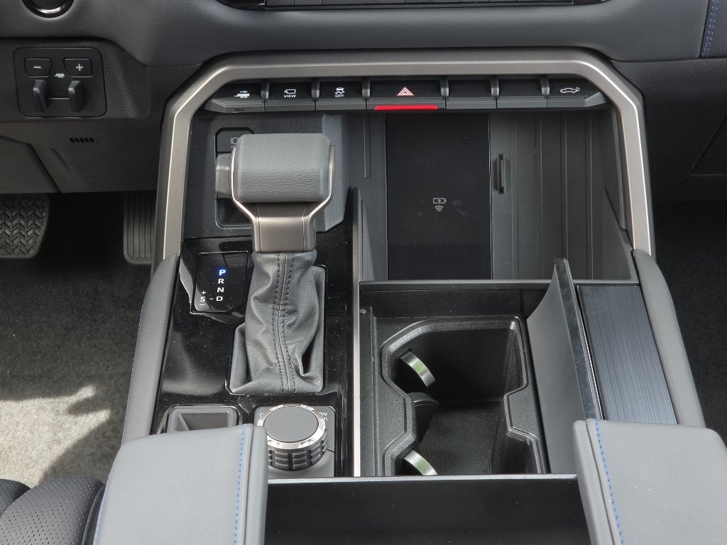 2026 Toyota Tundra i-FORCE MAX Platinum i-FORCE MAX