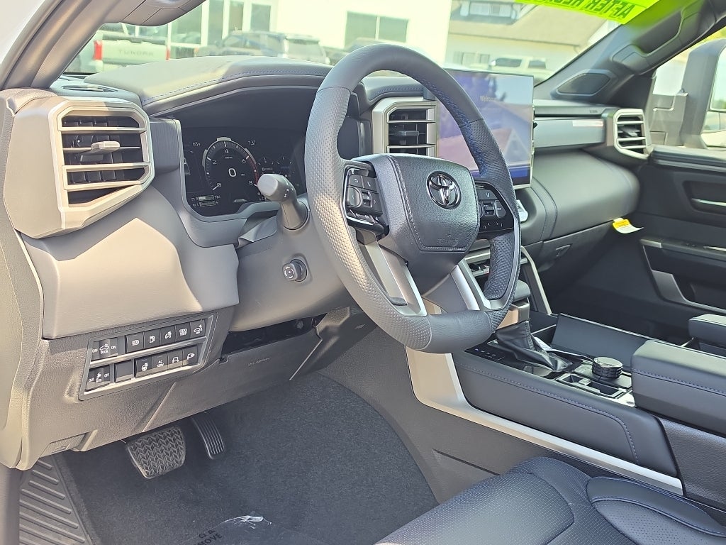 2026 Toyota Tundra i-FORCE MAX Platinum i-FORCE MAX